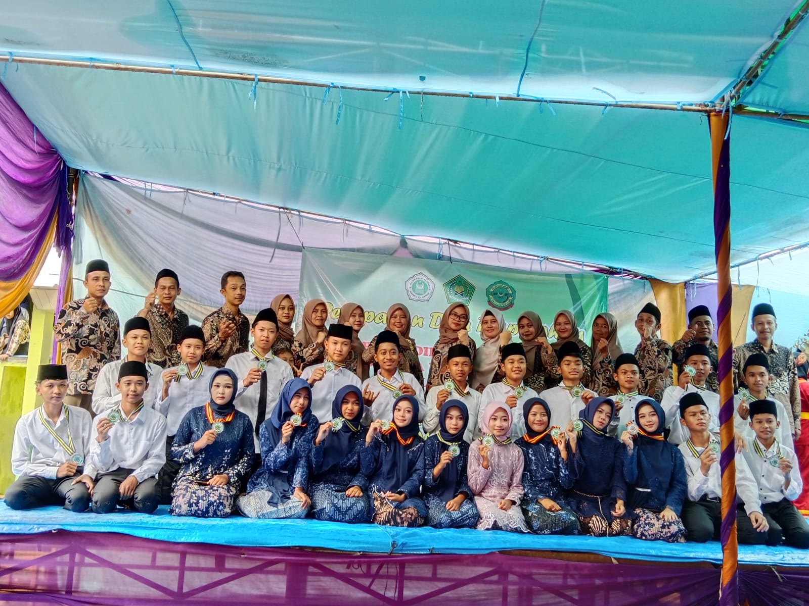 Hari kelulusan kelas sembilan